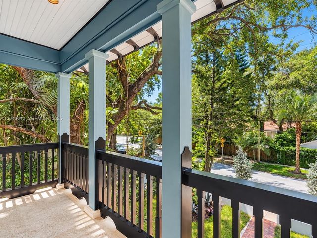6333 SW 69th Street, South Miami, FL 33143