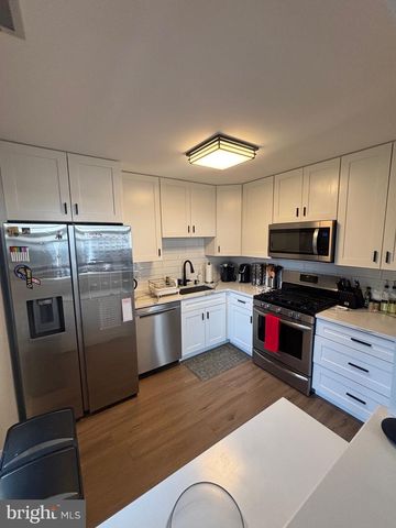 2006 BROOKHAVEN DR, Yardley, PA 19067