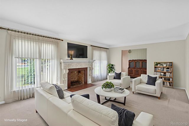 15623 Millar Road, Clinton Charter Township, MI 48036