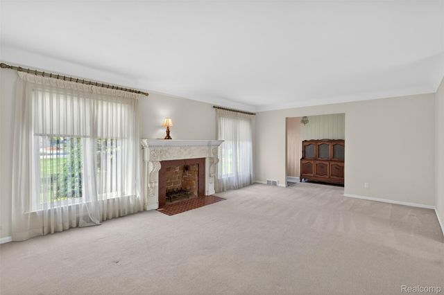 15623 Millar Road, Clinton Charter Township, MI 48036