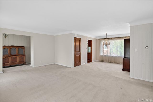 15623 Millar Road, Clinton Charter Township, MI 48036