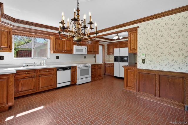 15623 Millar Road, Clinton Charter Township, MI 48036