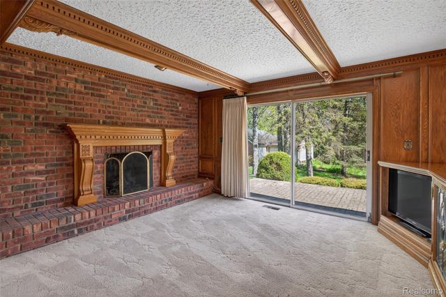 15623 Millar Road, Clinton Charter Township, MI 48036