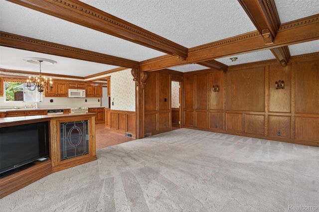 15623 Millar Road, Clinton Charter Township, MI 48036