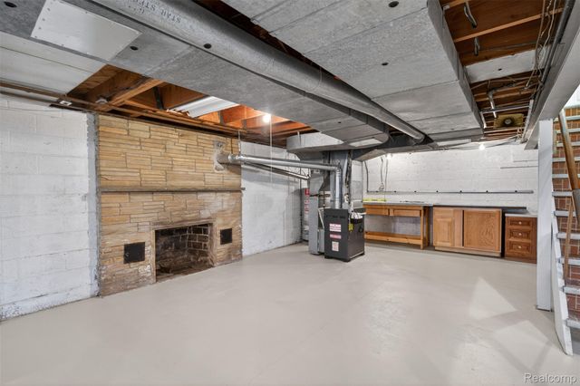 15623 Millar Road, Clinton Charter Township, MI 48036