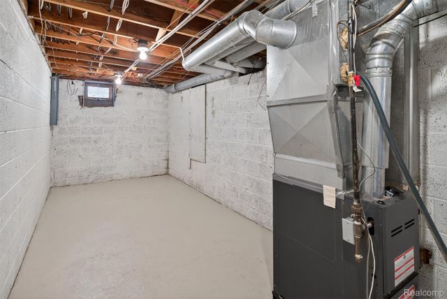15623 Millar Road, Clinton Charter Township, MI 48036