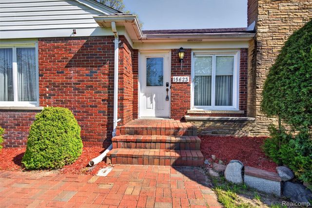 15623 Millar Road, Clinton Charter Township, MI 48036
