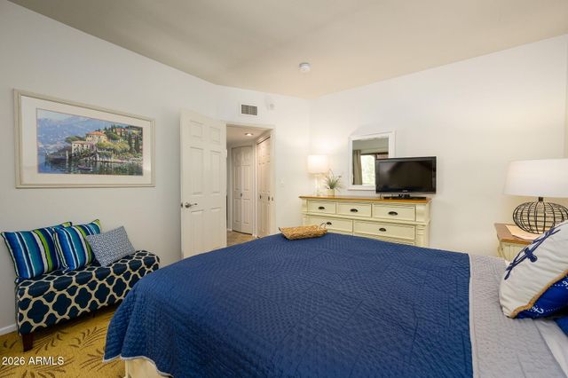 12212 N PARADISE VILLAGE Parkway S 410, Phoenix, AZ 85032