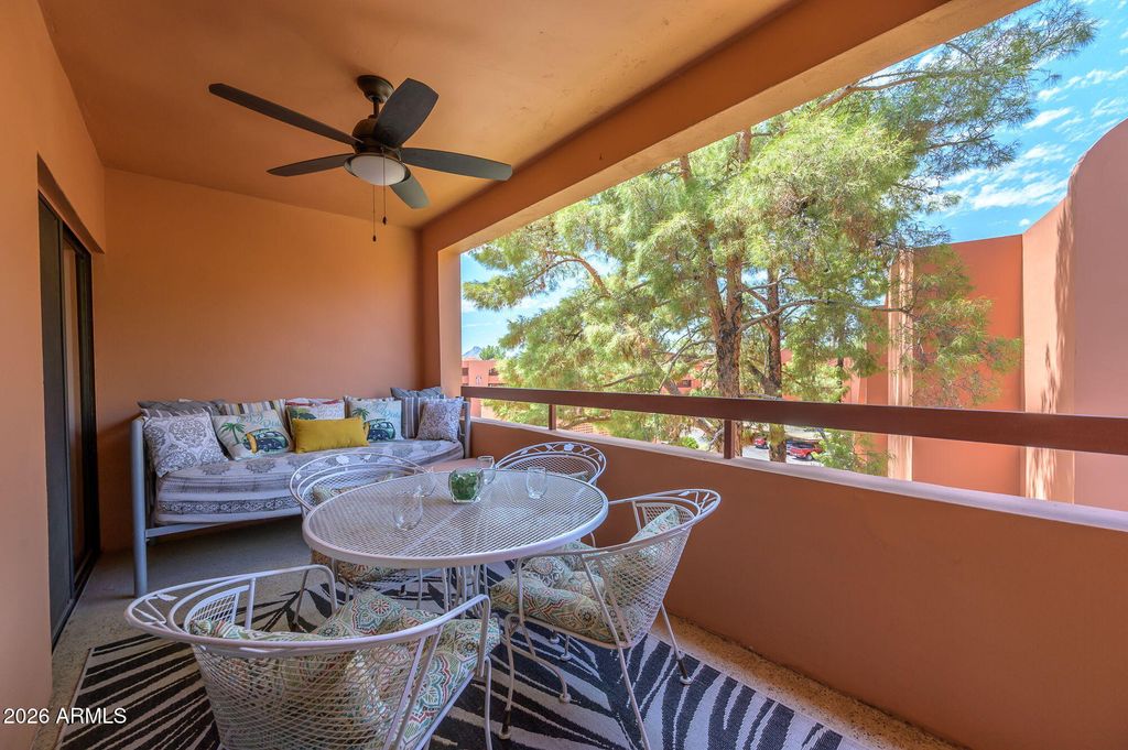 12212 N PARADISE VILLAGE Parkway S 410, Phoenix, AZ 85032