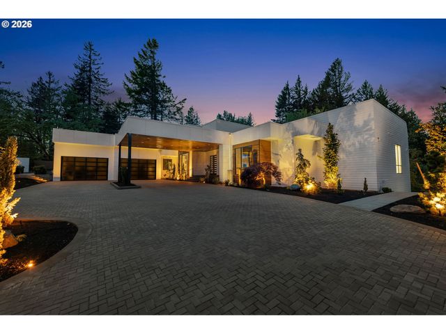 11555 Se HILLTOP Ct, Happy Valley, OR 97086