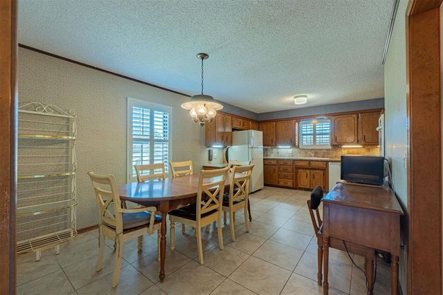 3231 Stonybrook Road, Oklahoma City, OK 73120