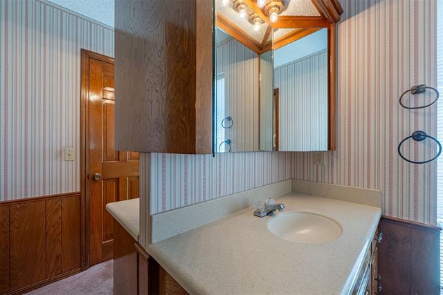 3231 Stonybrook Road, Oklahoma City, OK 73120