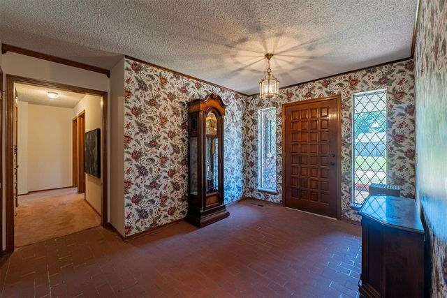 3231 Stonybrook Road, Oklahoma City, OK 73120