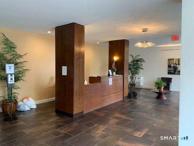 50 Glenbrook Road 5G, Stamford, CT 06902