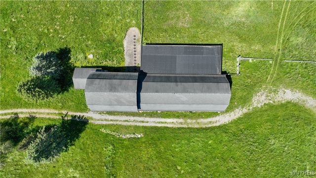 976 Davis Road, Aurora, NY 14052