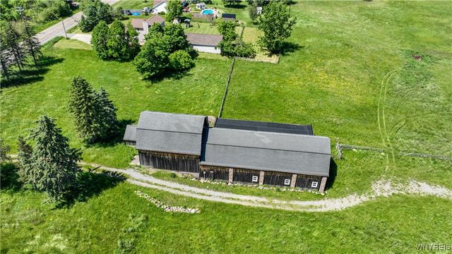 976 Davis Road, Aurora, NY 14052