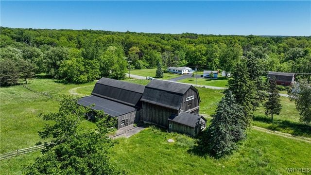 976 Davis Road, Aurora, NY 14052