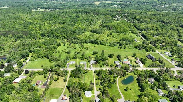 976 Davis Road, Aurora, NY 14052