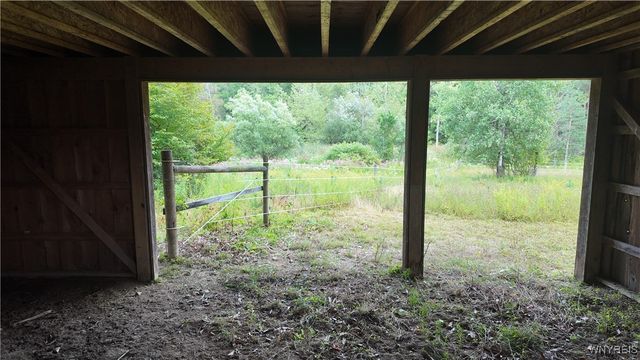 976 Davis Road, Aurora, NY 14052