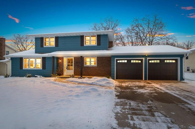 544 SOMERSET DRIVE, Green Bay, WI 54301