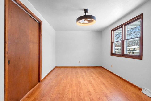 544 SOMERSET DRIVE, Green Bay, WI 54301