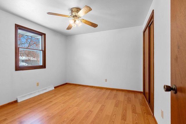 544 SOMERSET DRIVE, Green Bay, WI 54301