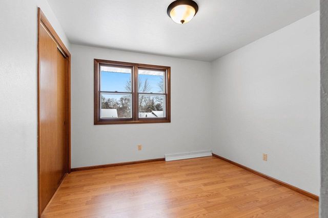 544 SOMERSET DRIVE, Green Bay, WI 54301