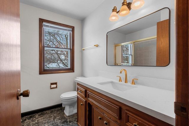 544 SOMERSET DRIVE, Green Bay, WI 54301