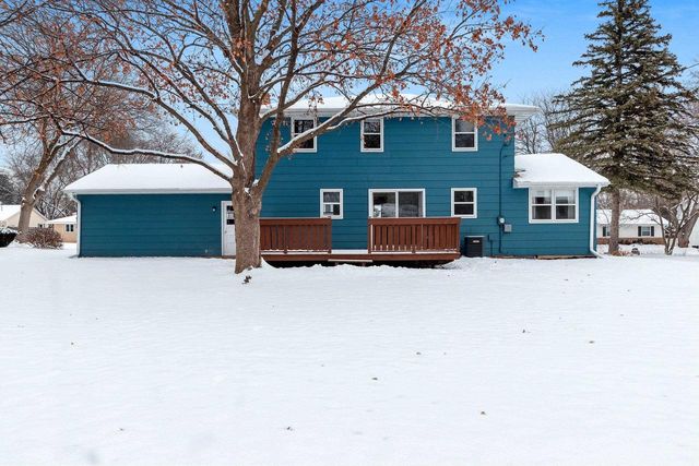 544 SOMERSET DRIVE, Green Bay, WI 54301