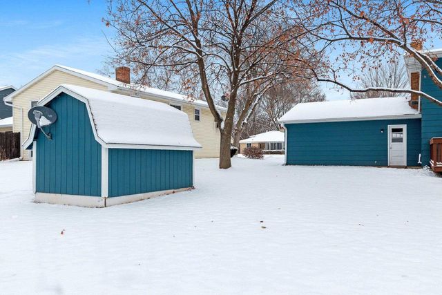 544 SOMERSET DRIVE, Green Bay, WI 54301