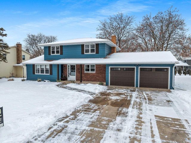 544 SOMERSET DRIVE, Green Bay, WI 54301