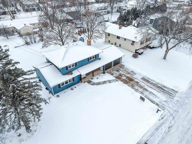 544 SOMERSET DRIVE, Green Bay, WI 54301