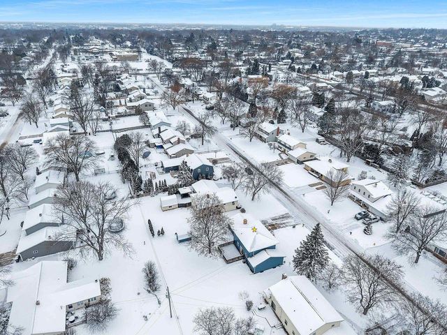 544 SOMERSET DRIVE, Green Bay, WI 54301