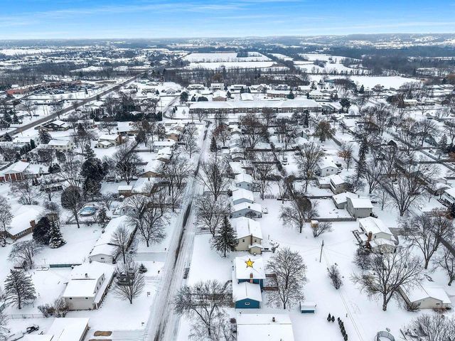 544 SOMERSET DRIVE, Green Bay, WI 54301