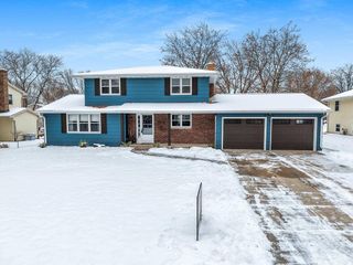544 SOMERSET DRIVE, Green Bay, WI 54301