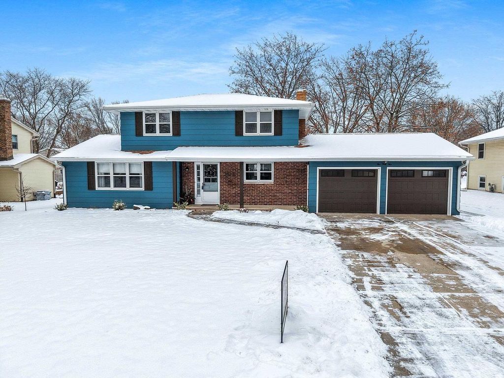 544 SOMERSET DRIVE, Green Bay, WI 54301