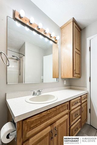 910 Lemay Drive, Bellevue, NE 68005