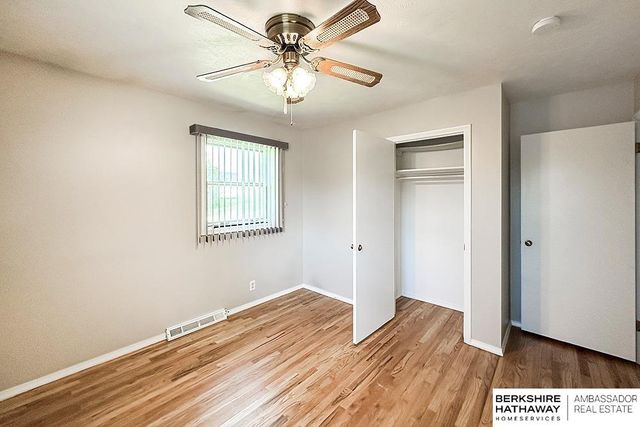 910 Lemay Drive, Bellevue, NE 68005