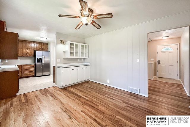 910 Lemay Drive, Bellevue, NE 68005