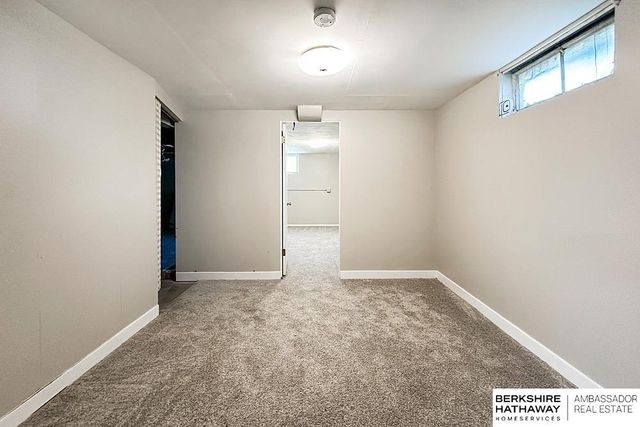 910 Lemay Drive, Bellevue, NE 68005