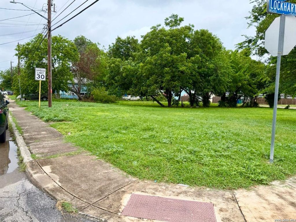 1625 BURNET ST, San Antonio, TX 78202