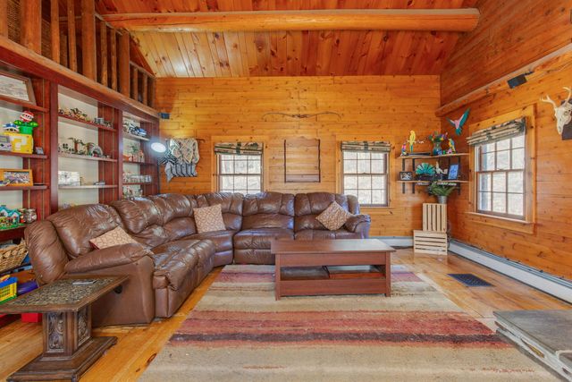 519 Candia Road, Chester, NH 03036