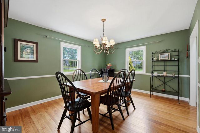 109 RODNEY CIR, Bryn Mawr, PA 19010
