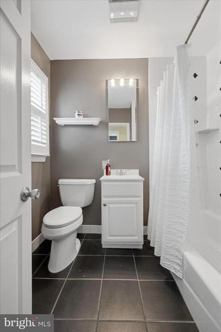 109 RODNEY CIR, Bryn Mawr, PA 19010