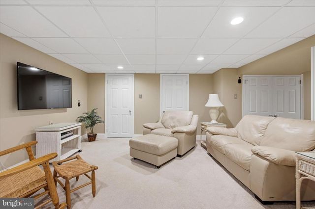 109 RODNEY CIR, Bryn Mawr, PA 19010