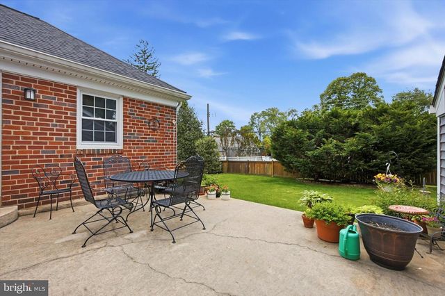 109 RODNEY CIR, Bryn Mawr, PA 19010