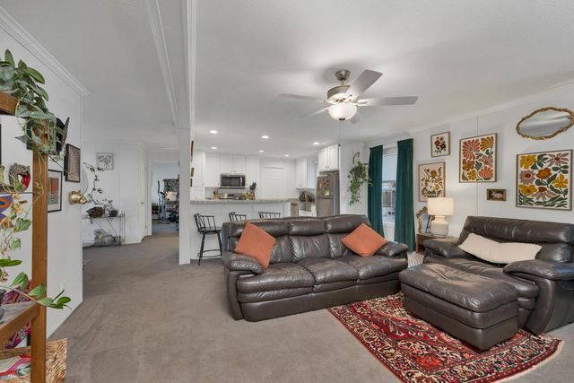 23 Dartmouth Circle, Newmarket, NH 03857