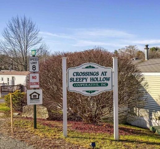 23 Dartmouth Circle, Newmarket, NH 03857