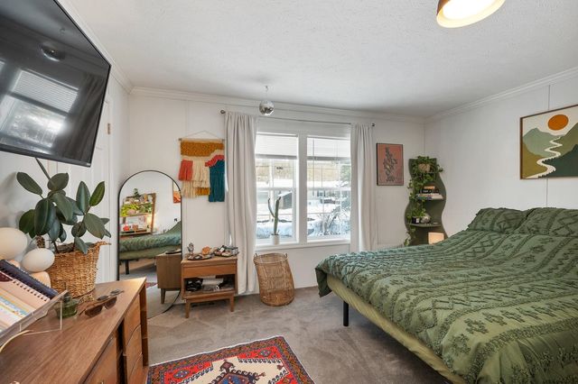 23 Dartmouth Circle, Newmarket, NH 03857