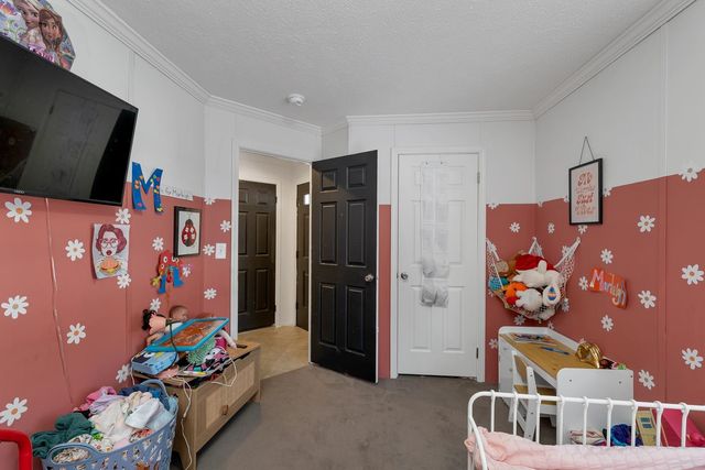 23 Dartmouth Circle, Newmarket, NH 03857